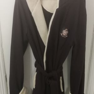 Jessica Simpson bathrobe
